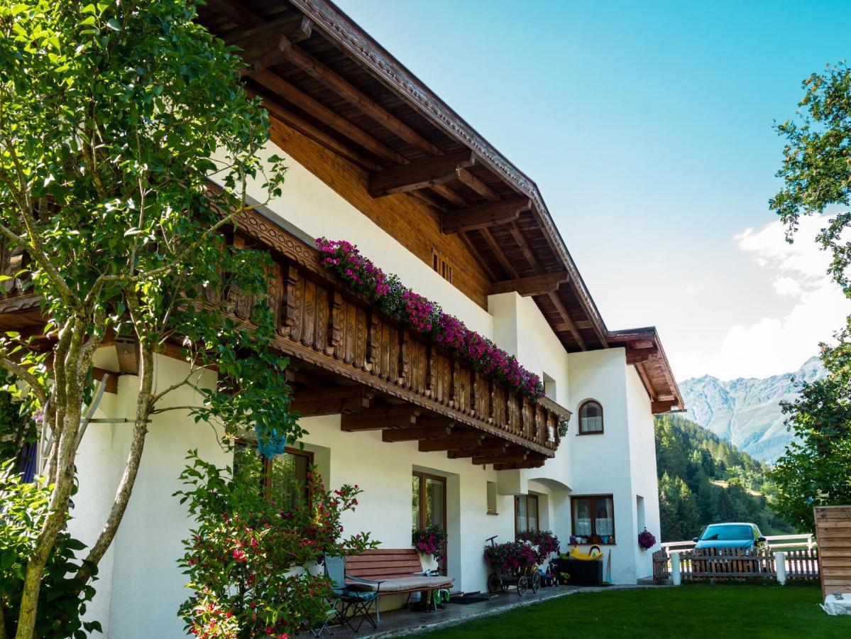 Haus Huter Lägenhet Kaunertal Exteriör bild