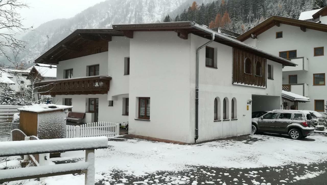 Haus Huter Lägenhet Kaunertal Exteriör bild