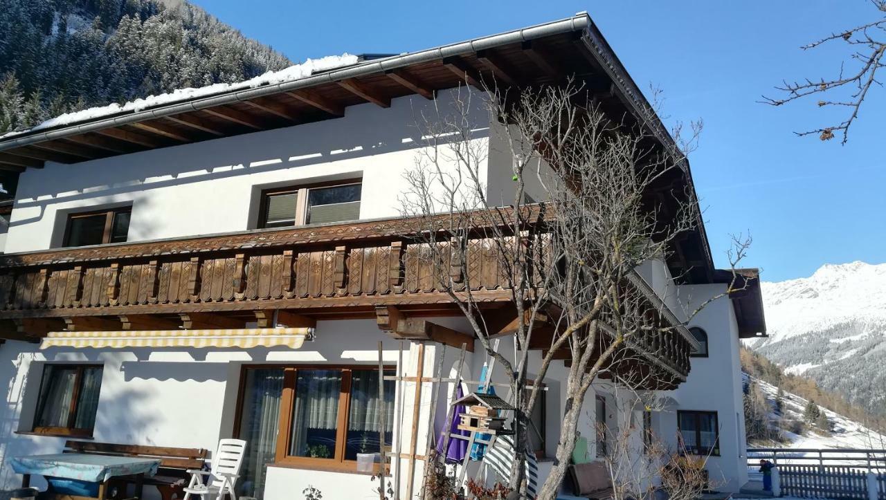 Haus Huter Lägenhet Kaunertal Exteriör bild